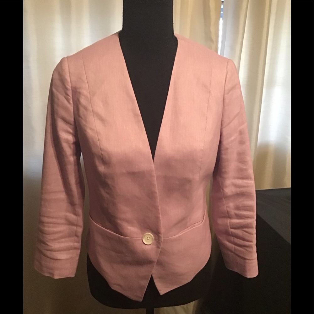 Cute pink short linen blazer